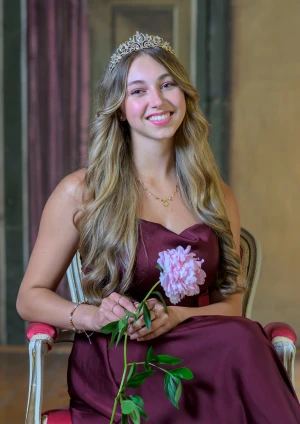 Portrait von Laura Reiter